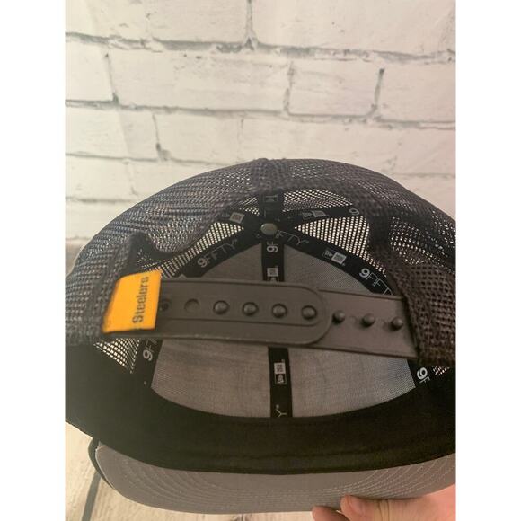 NEW ERA 9Fifty Men's Pittsburgh Steelers Trucker Tonal Snap Back Hat - Picture 8 of 8